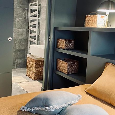 מונפלייה Chambre Dans Maison De Ville Avec Piscine Et Garage En Centre Ville מראה חיצוני תמונה